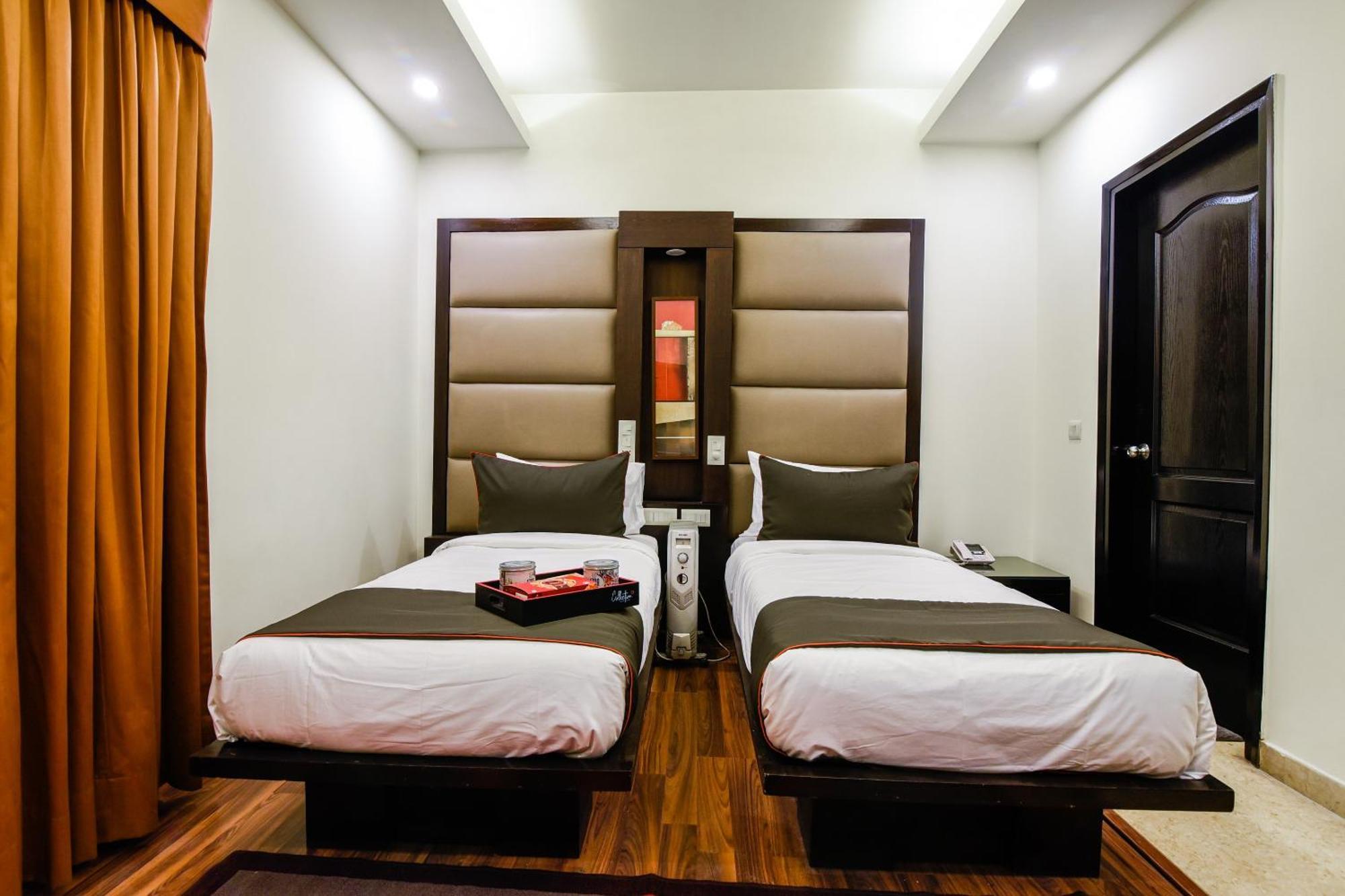Hotel O Venkata Sai Sadan Mathrusree Nagar Kondapur  Exteriör bild